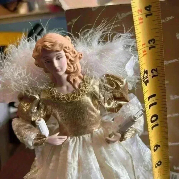 Angel Tree Topper. Roman Inc Lighted Angel. Plug In. Lace. Gold. Cream. Vintage - Picture 6 of 7